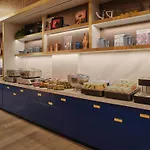 Adina Apartment Hotel Cologne